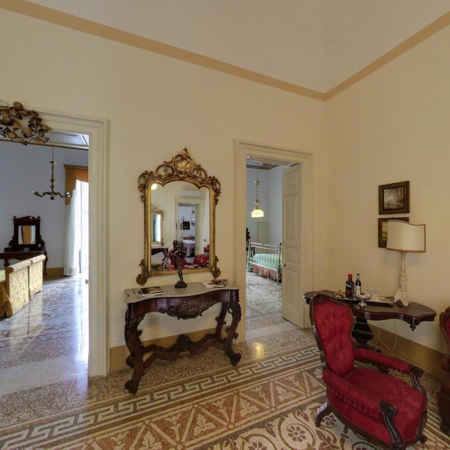 Palazzo Pio Apartment Lecce Exterior foto