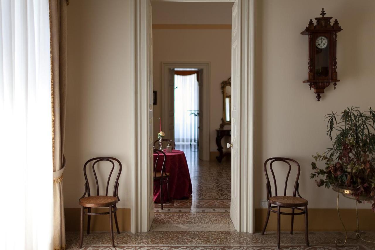 Palazzo Pio Apartment Lecce Exterior foto